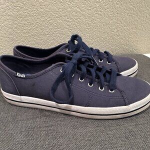 Women's Blue Keds